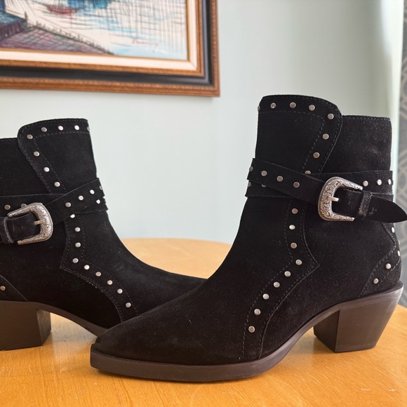 Crown Vintage Black Studded Ankle Booties - Picture 4 of 8